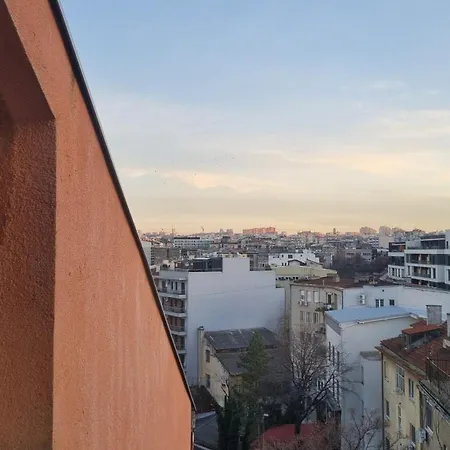 Sky Loft アパート